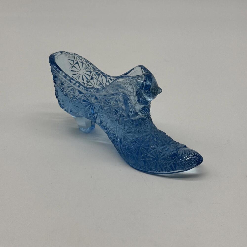 Vintage Fenton Art Glass Slipper Shoe Boot Daisy & Button Cat Head Blue 5.75”
